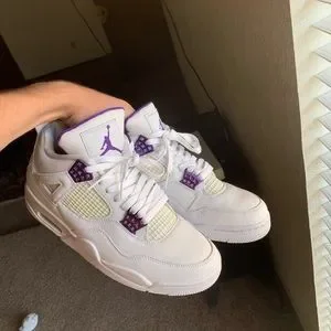 Air Jordan 4, all white/metallic purple, 9/10, size 9.5 JORDAN Air Jordan 4 Retro  main image 2